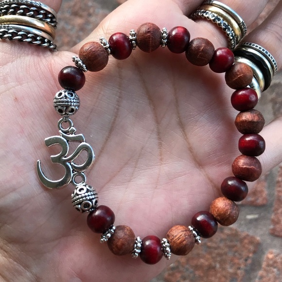 🔴SALE Red & brown wood mala beads om bracelet - Picture 3 of 8
